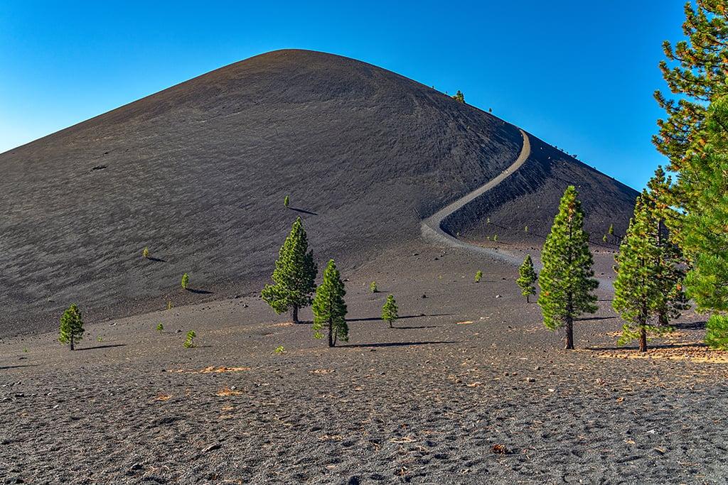 Cinder Cone volcanic trail