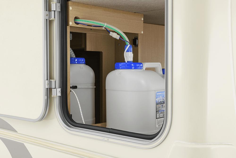 RV fresh water storage containers