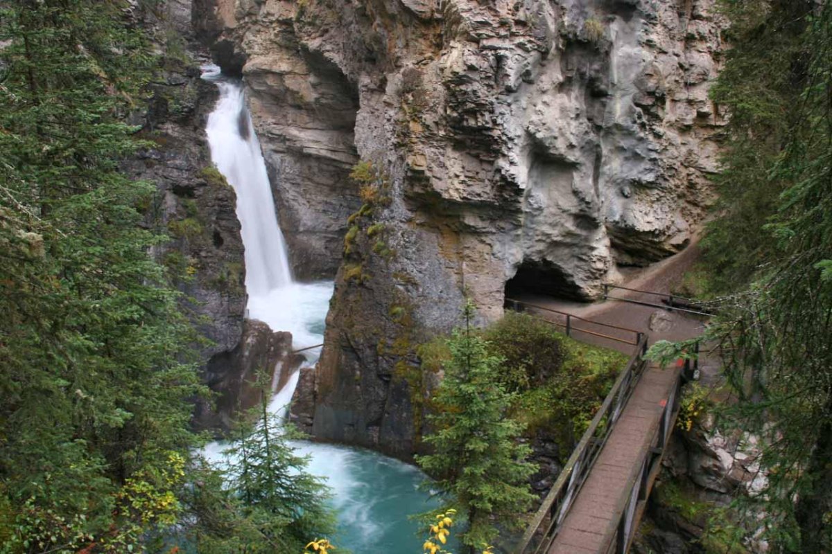 Johnston Canyon waterfall walkway