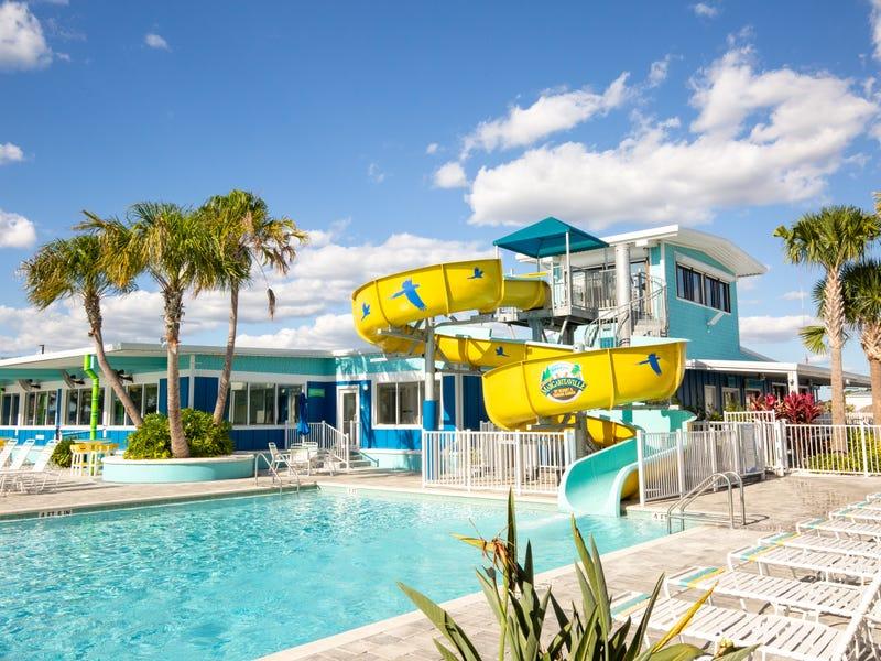 RV parks with lazy rivers tropical pool and slides