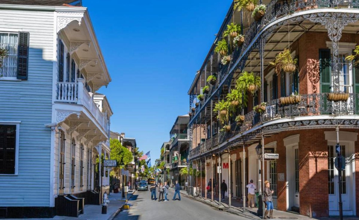 New Orleans French Quarter street