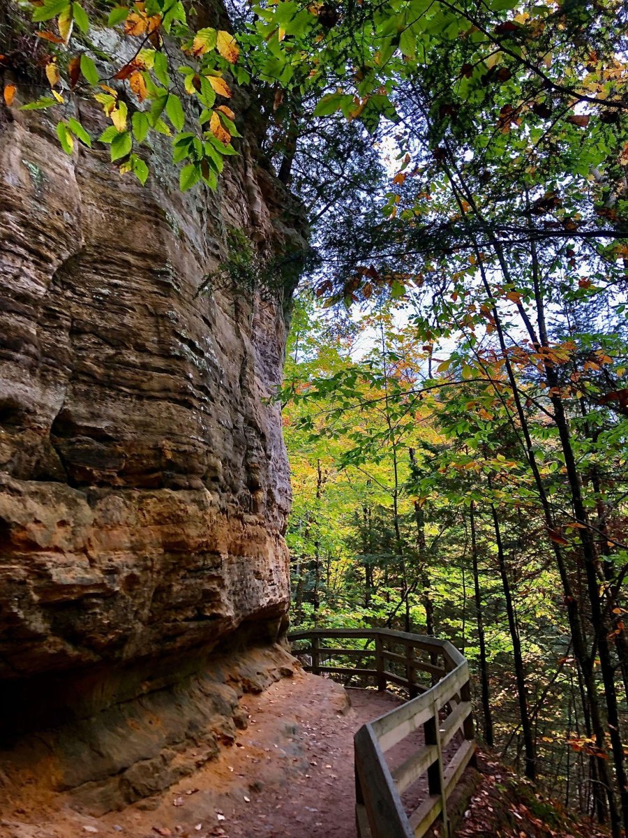 Pictured Rocks autumn hiking trail