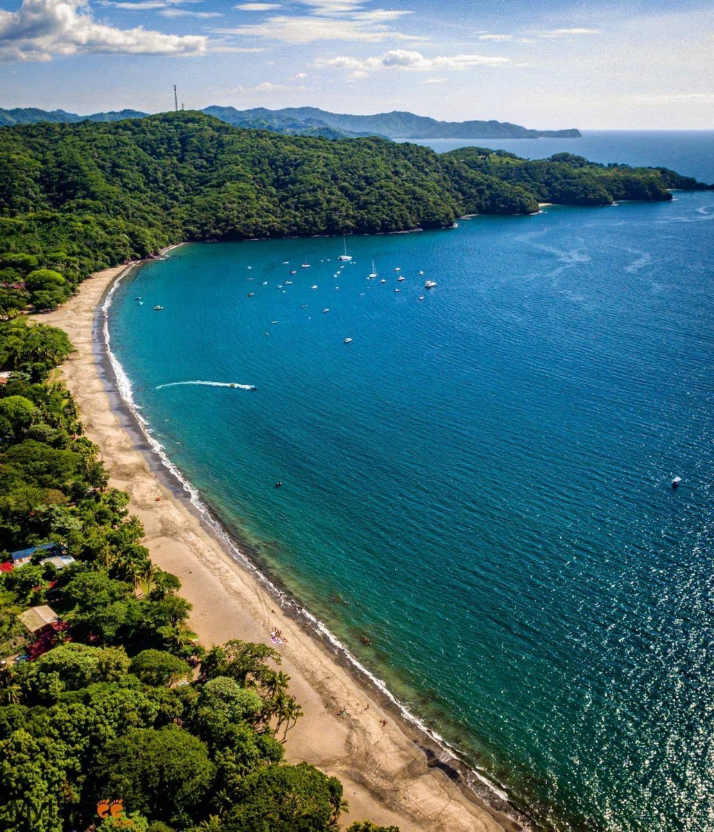 Playa Hermosa Guanacaste bay