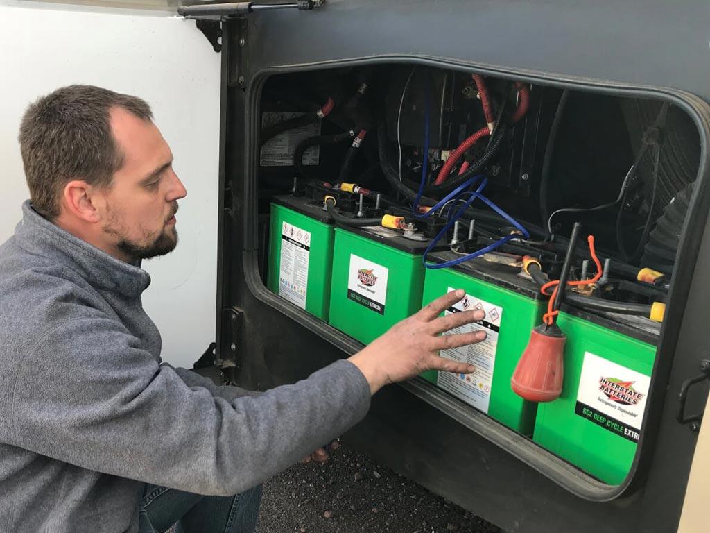 Lead acid RV batteries