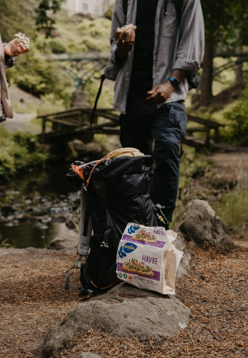 Whole grain crackers trail snack